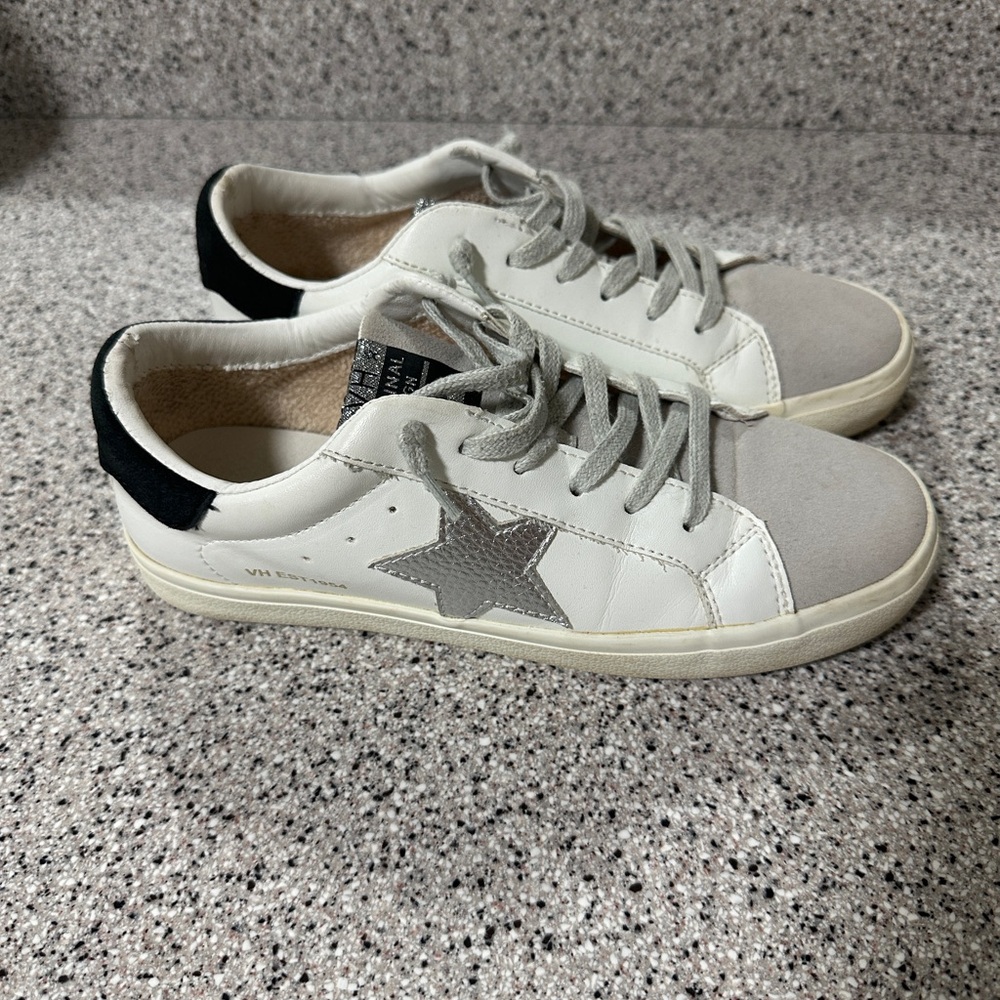 Vintage Havana Star Sneakers